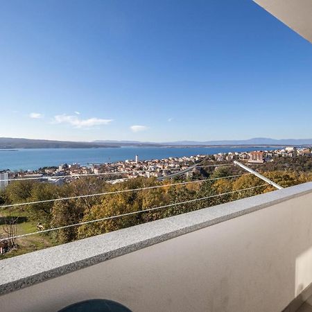 Stunning Apartment In Crikvenica With Wifi エクステリア 写真