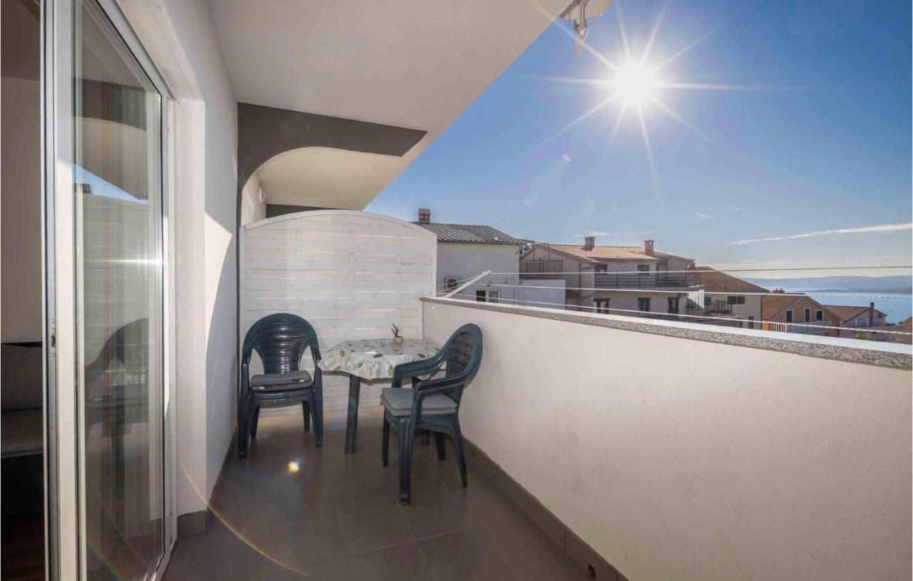 Stunning Apartment In Crikvenica With Wifi エクステリア 写真