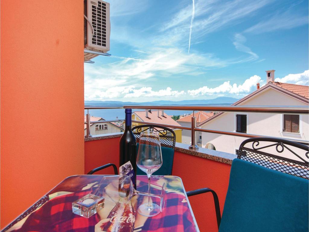 Stunning Apartment In Crikvenica With Wifi エクステリア 写真