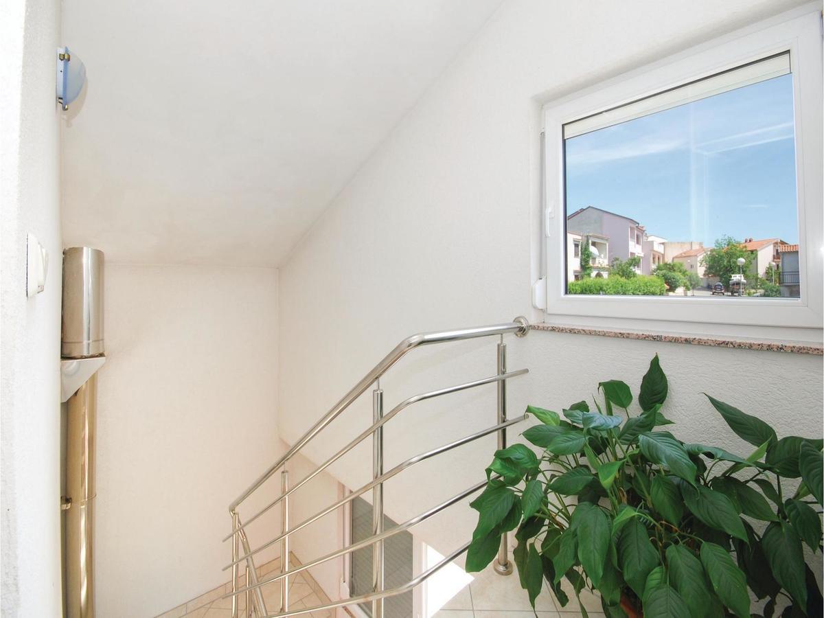 Stunning Apartment In Crikvenica With Wifi エクステリア 写真