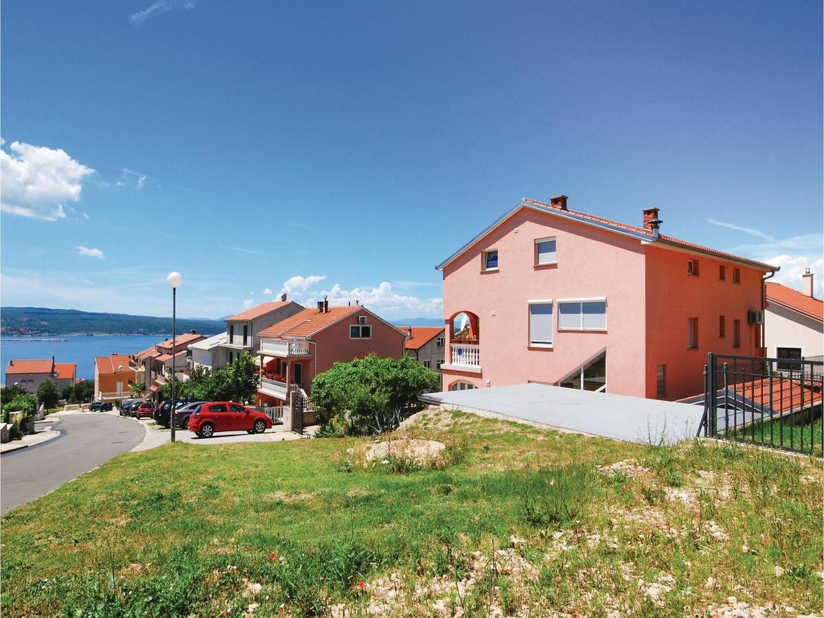 Stunning Apartment In Crikvenica With Wifi エクステリア 写真